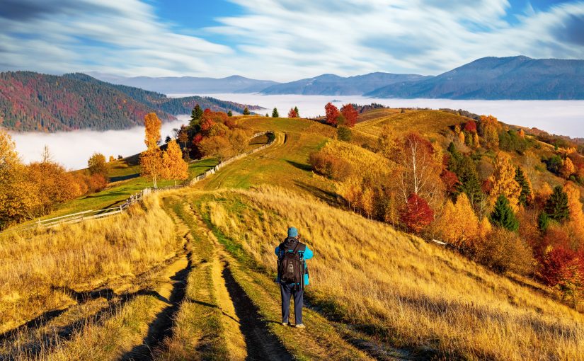 Issız tepelerde güneşe bakıp saati tahmin etsem; haberim olmasa hiç perşembeden, pazartesiden…